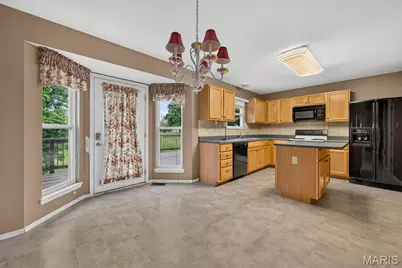 115 Mackintosh Lane, O'Fallon, MO 63368 - Photo 9