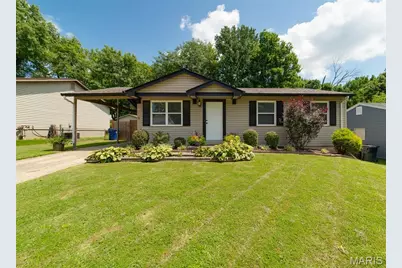 1334 Saint Gregory Lane, Saint Charles, MO 63304 - Photo 1