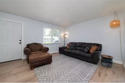1334 Saint Gregory Lane, Saint Charles, MO 63304 - Photo 15