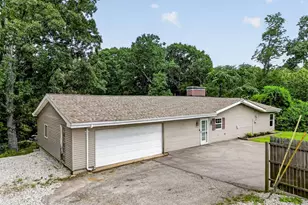 2300 Darla Dr, Unincorporated, MO 63049 - Photo 3