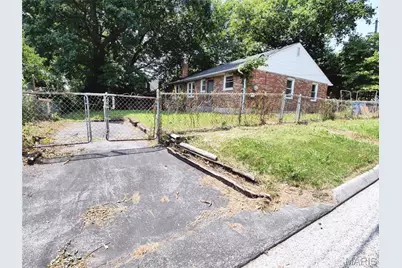 8334 Carl Avenue, Saint Louis, MO 63136 - Photo 27