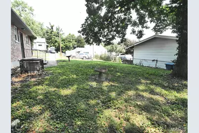 8334 Carl Avenue, Saint Louis, MO 63136 - Photo 25