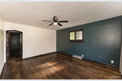 1377 Heydt Avenue, Dellwood, MO 63135 - Photo 3