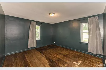 1377 Heydt Avenue, Dellwood, MO 63135 - Photo 7