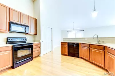 1304 Legacy Pointe Lane, Fenton, MO 63026 - Photo 21