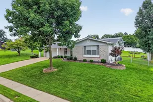 3020 Mockingbird Dr, Saint Charles, MO 63301 - Photo 5