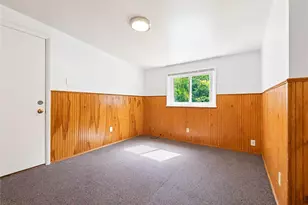 10108 Earl Dr, Saint Louis, MO 63136 - Photo 3