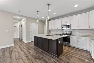 146 Hvn Rdg Ct, Dardenne Prairie, MO 63368 - Photo 3