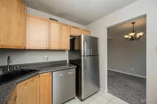 9122 Eager Rd, Brentwood, MO 63144 - Photo 15