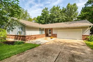 6131 Barrington Oaks Dr, Cedar Hill, MO 63016 - Photo 1