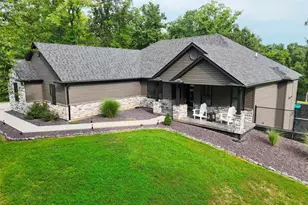 1521 Frank St, Hannibal, MO 63401 - Photo 1
