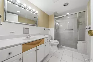 900 S Hanley Rd, Clayton, MO 63105 - Photo 17