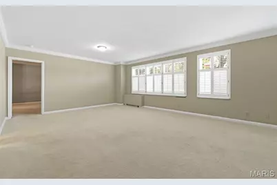 900 S Hanley Road #1D, Clayton, MO 63105 - Photo 5
