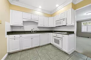 900 S Hanley Rd, Clayton, MO 63105 - Photo 13