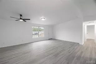 111 Madison Rene Ave, Moscow Mills, MO 63362 - Photo 5