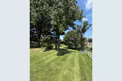 4131 Lockport Drive, Saint Louis, MO 63044 - Photo 3