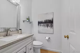 902 Stablefield Ct, Creve Coeur, MO 63141 - Photo 11