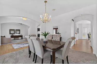 902 Stablefield Court, Creve Coeur, MO 63141 - Photo 7