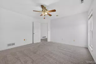 902 Stablefield Ct, Creve Coeur, MO 63141 - Photo 23