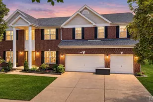 902 Stablefield Ct, Creve Coeur, MO 63141 - Photo 1