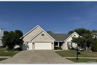 727 Hawk Run Drive, O'Fallon, MO 63368 - Photo 1