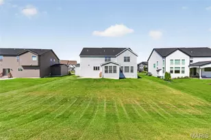106 Downview Dr, O'Fallon, MO 63368 - Photo 7