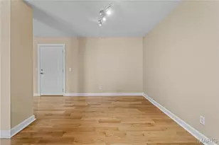 5630 Pershing Ave, Saint Louis, MO 63112 - Photo 11
