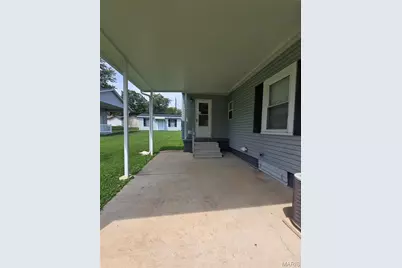 1301 N Carleton Street, Farmington, MO 63640 - Photo 17