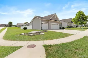 350 Huntleigh Pkwy, Wentzville, MO 63385 - Photo 3