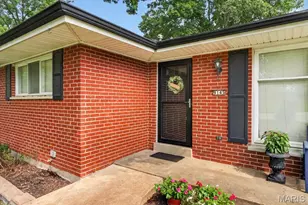 9145 Missy Ct, Saint Louis, MO 63123 - Photo 3