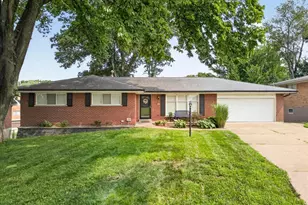 9145 Missy Ct, Saint Louis, MO 63123 - Photo 1
