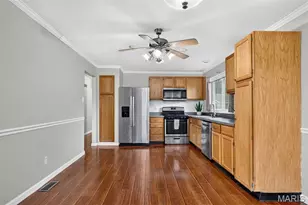 1523 Shadow Ln, Saint Charles, MO 63303 - Photo 13