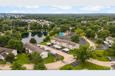 4113 Gulf Shore W, Florissant, MO 63034 - Photo 1