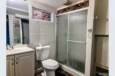 1750 Beverly Drive, Florissant, MO 63031 - Photo 9