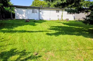 1750 Beverly Dr, Florissant, MO 63031 - Photo 11