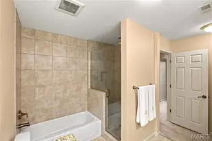 1803 Autumn Glen Ct, Chesterfield, MO 63017 - Photo 37