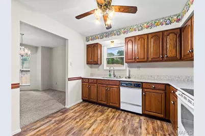 1612 Berry Court, Imperial, MO 63052 - Photo 9