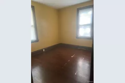 4930 Thekla Avenue, Saint Louis, MO 63115 - Photo 7