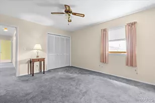 1001 Wilmington Dr, Saint Charles, MO 63301 - Photo 9