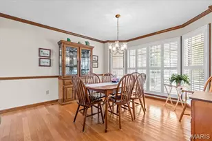 358 Carriage Trail Ct, O'Fallon, MO 63368 - Photo 7