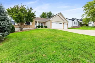 312 Thoreau Blvd, O'Fallon, MO 63366 - Photo 3