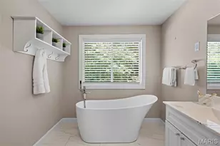 718 Cedar Field Ct, Chesterfield, MO 63017 - Photo 21