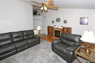 1289 Summergate Pkwy, Saint Peters, MO 63303 - Photo 5