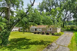 8034 Packard Ave, Berkeley, MO 63134 - Photo 3
