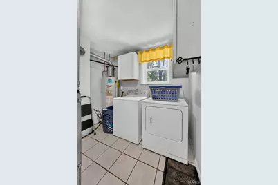 8034 Packard Avenue, Berkeley, MO 63134 - Photo 25