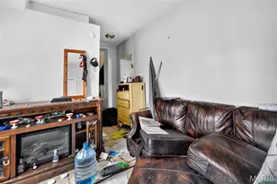 9015 S Broadway, Saint Louis, MO 63125 - Photo 11
