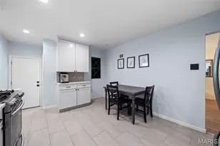 9831 Colchis Ln, Saint Louis, MO 63123 - Photo 9