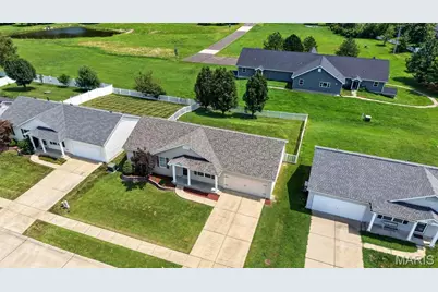 225 Brookstone Creek Drive, Wentzville, MO 63385 - Photo 3