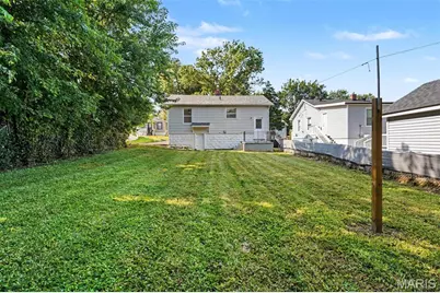 9421 Chester Avenue, Woodson Terrace, MO 63114 - Photo 19