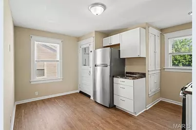 9421 Chester Avenue, Woodson Terrace, MO 63114 - Photo 9